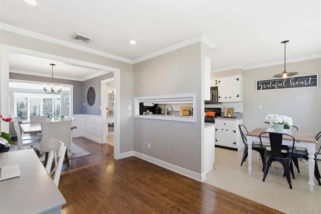 45 Amherst Drive Massapequa NY 11758