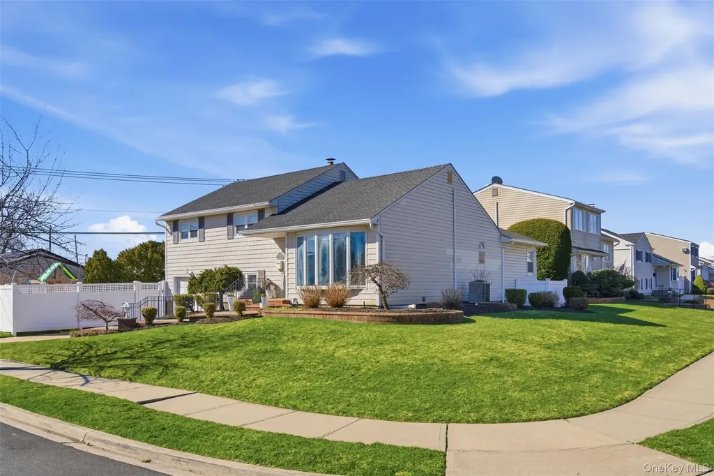 45 Amherst Drive Massapequa NY 11758