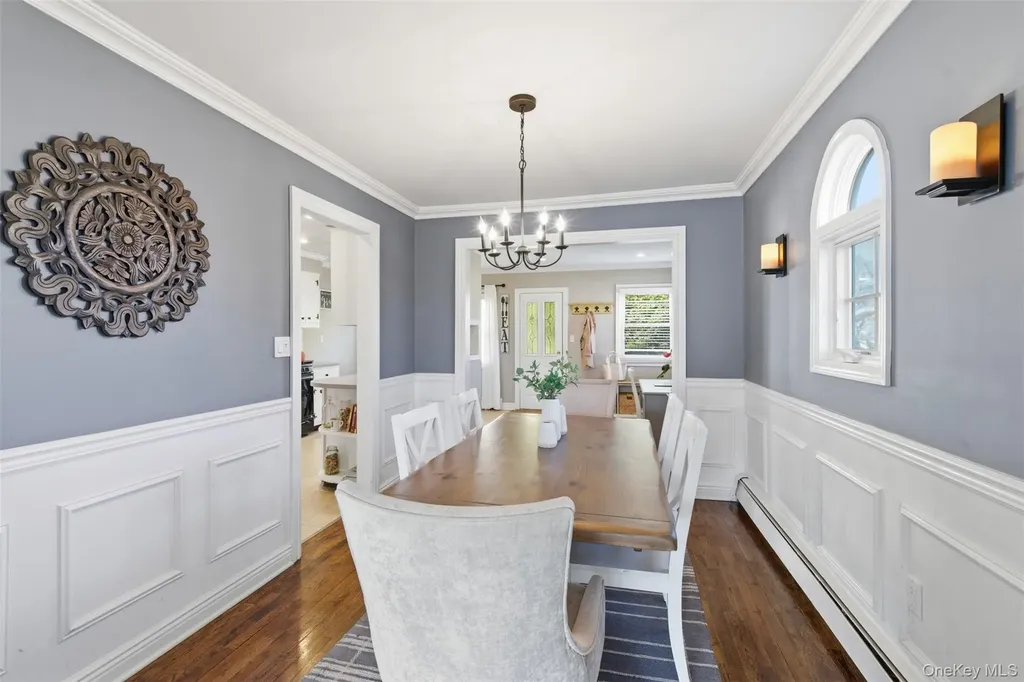 45 Amherst Drive Massapequa NY 11758