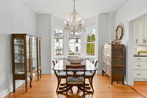 319 Melbourne Avenue Mamaroneck NY 10543