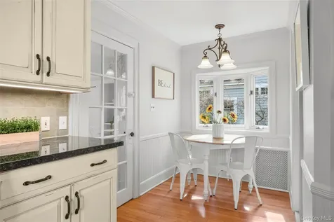 319 Melbourne Avenue Mamaroneck NY 10543
