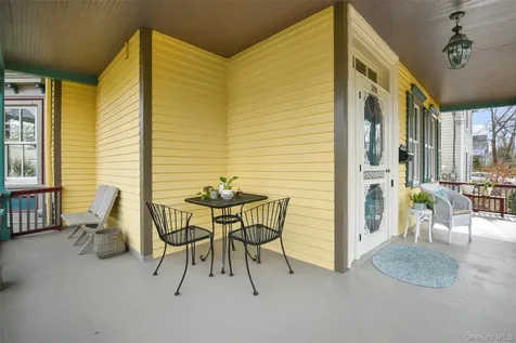 319 Melbourne Avenue Mamaroneck NY 10543