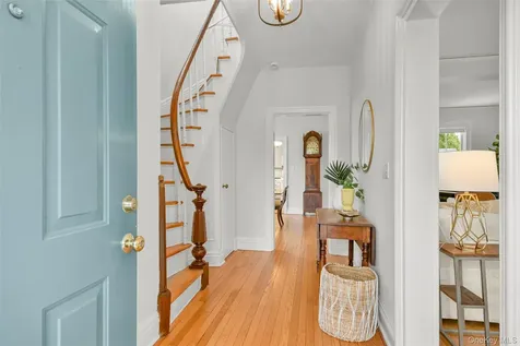 319 Melbourne Avenue Mamaroneck NY 10543