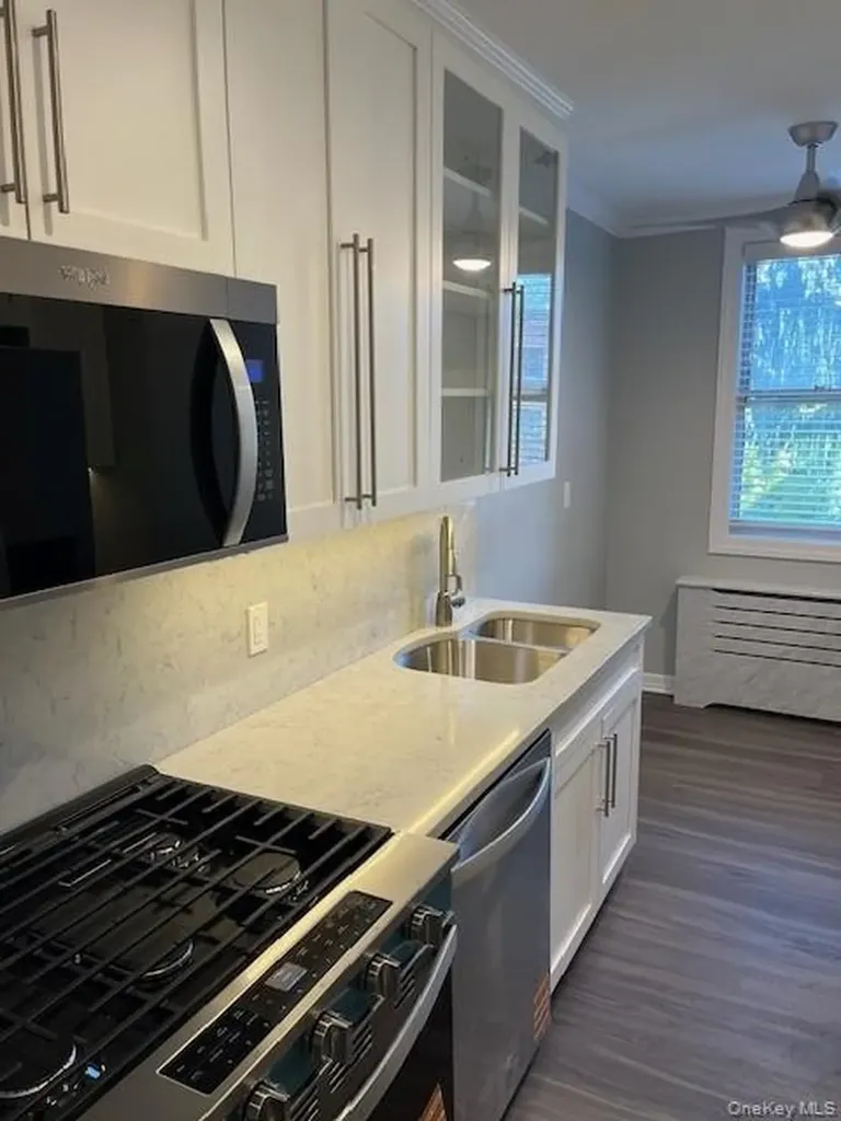 257 Cedarhurst Avenue Cedarhurst NY 11516