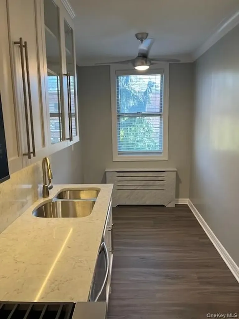 257 Cedarhurst Avenue Cedarhurst NY 11516