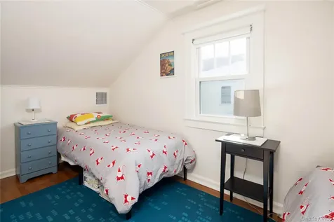 446 6th Street Greenport NY 11944