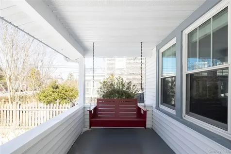 446 6th Street Greenport NY 11944