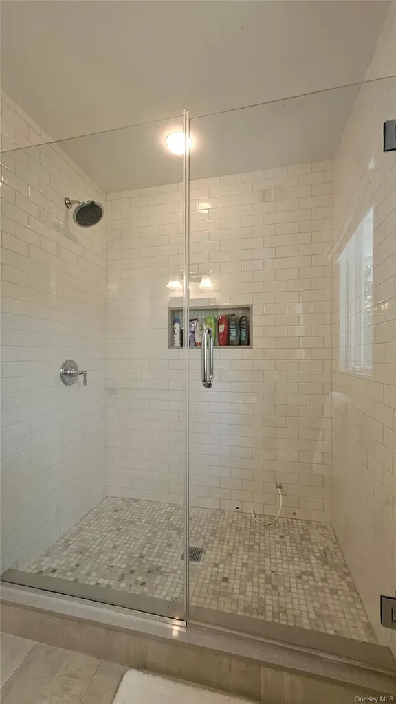 11 John Street Westhampton Beach NY 11978