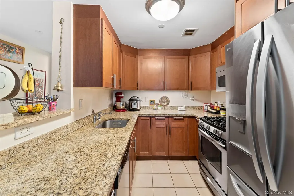 3536 Cambridge Avenue Bronx NY 10463