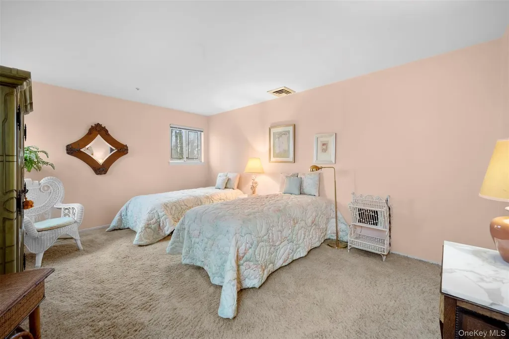 36 W Terrace Road Great Neck NY 11021