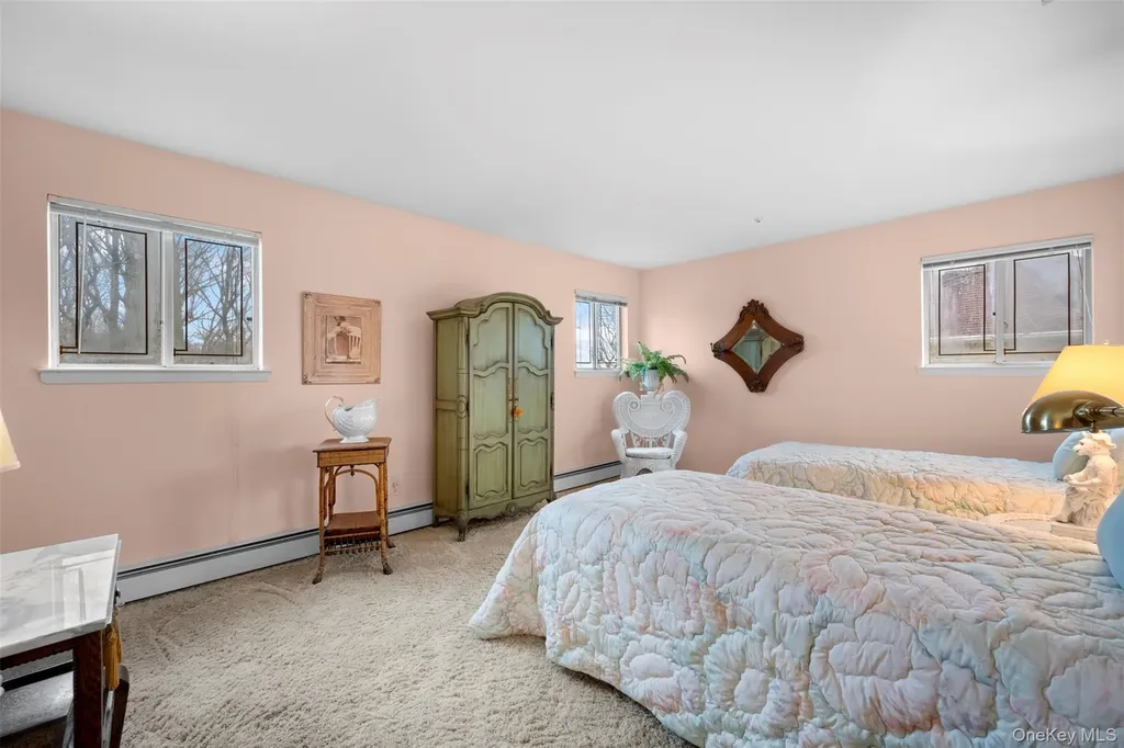 36 W Terrace Road Great Neck NY 11021