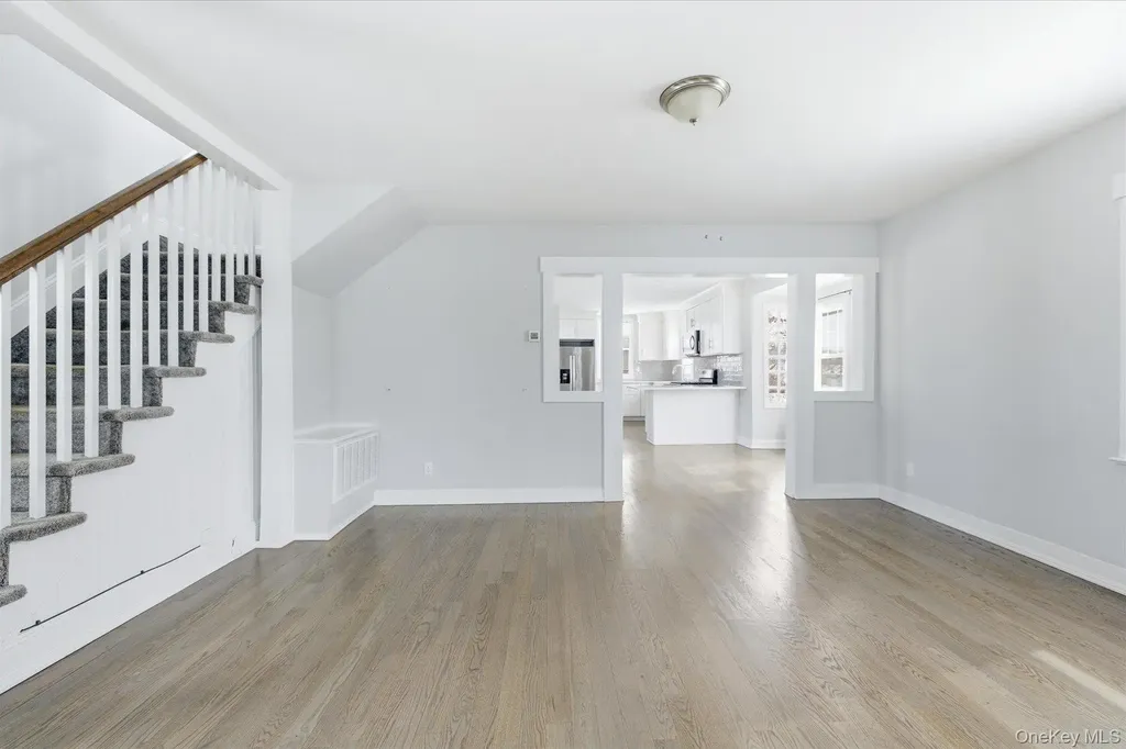 35 Weston Avenue Deer Park NY 11729