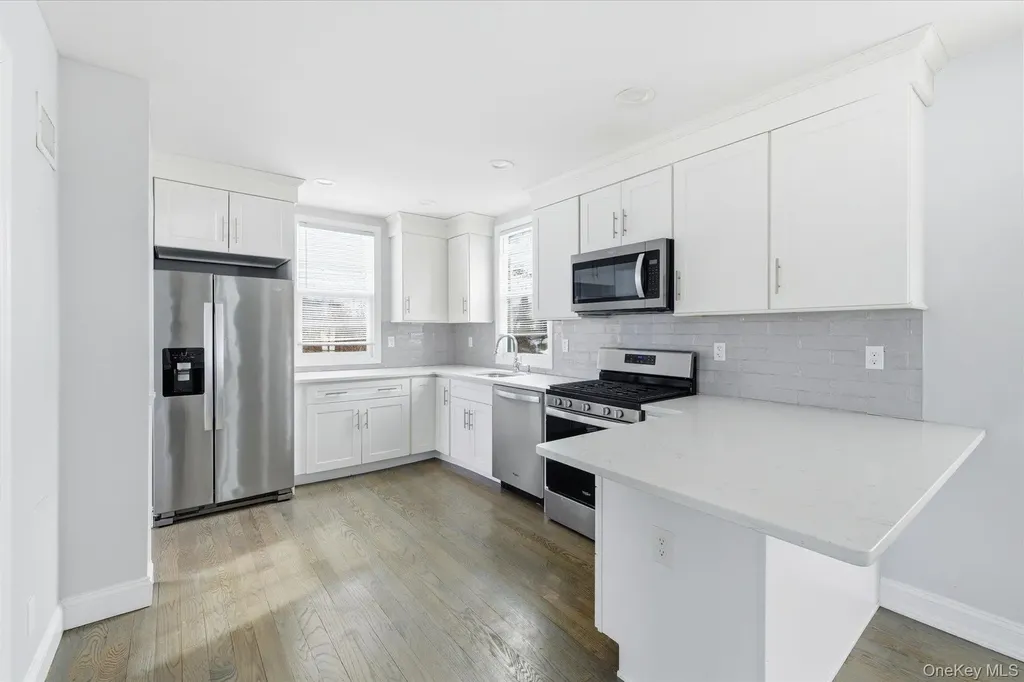 35 Weston Avenue Deer Park NY 11729