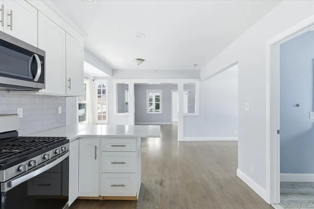 35 Weston Avenue Deer Park NY 11729
