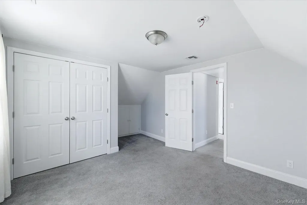 35 Weston Avenue Deer Park NY 11729