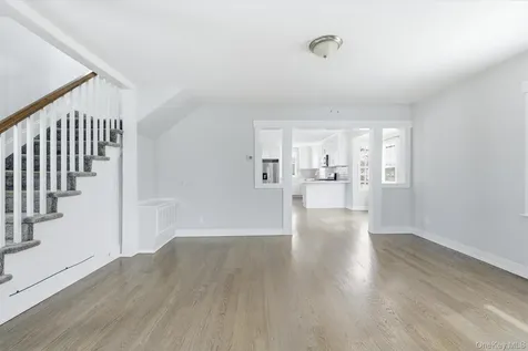 35 Weston Avenue Deer Park NY 11729