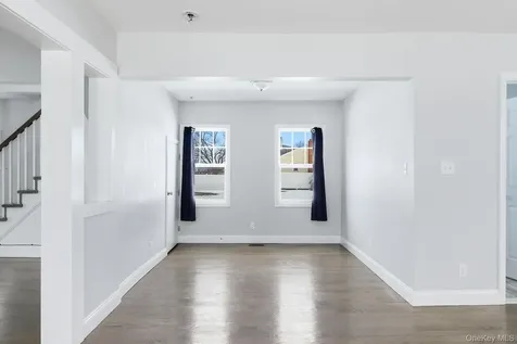 35 Weston Avenue Deer Park NY 11729