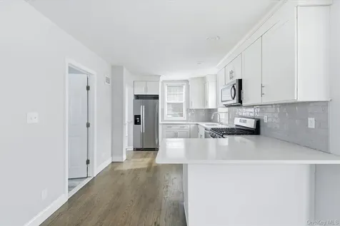 35 Weston Avenue Deer Park NY 11729