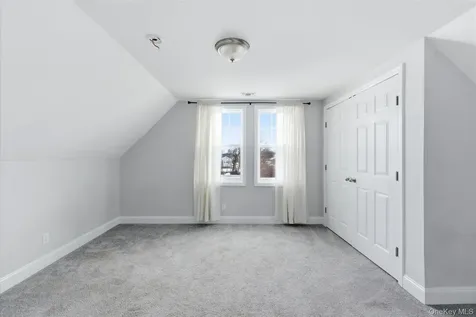 35 Weston Avenue Deer Park NY 11729