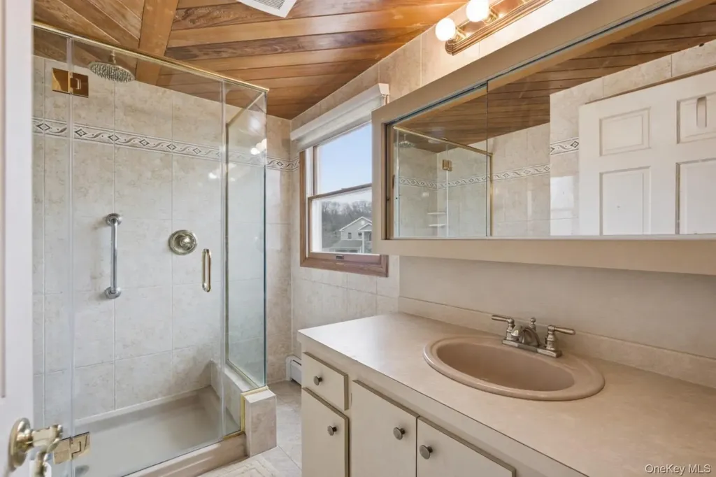 25 Haskel Lane Stony Brook NY 11790