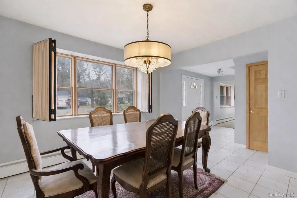 25 Haskel Lane Stony Brook NY 11790