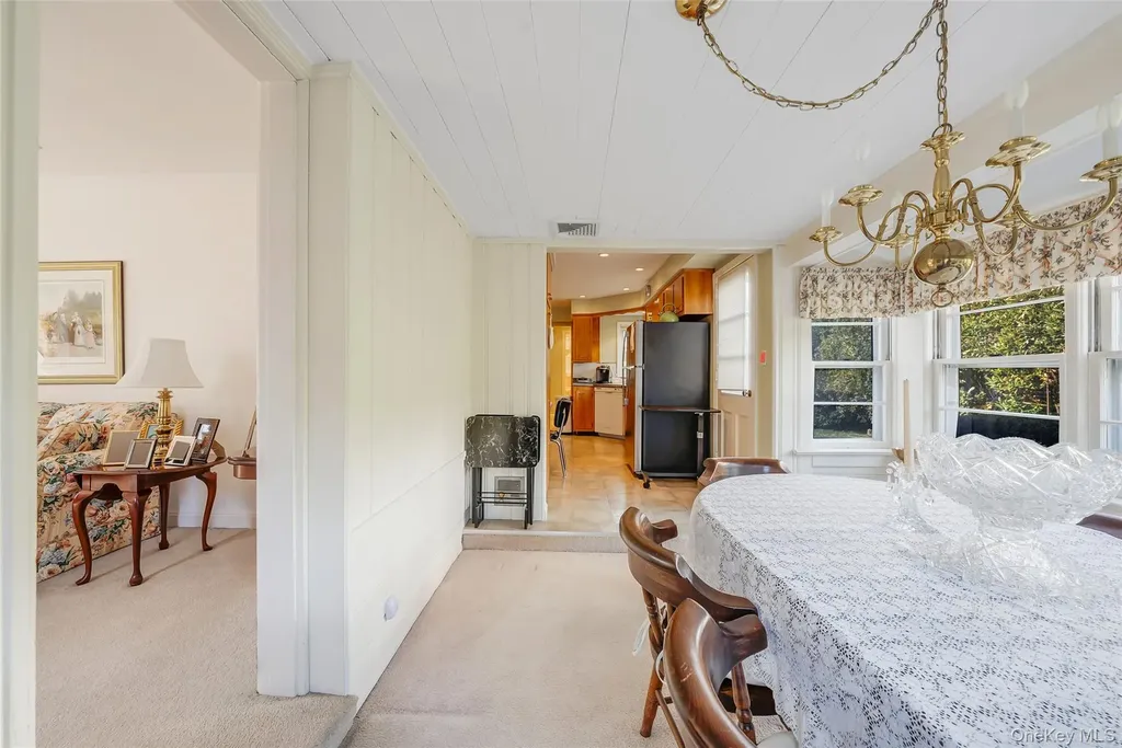 15 Seeley Court Malverne NY 11565