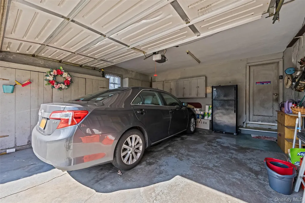 15 Seeley Court Malverne NY 11565