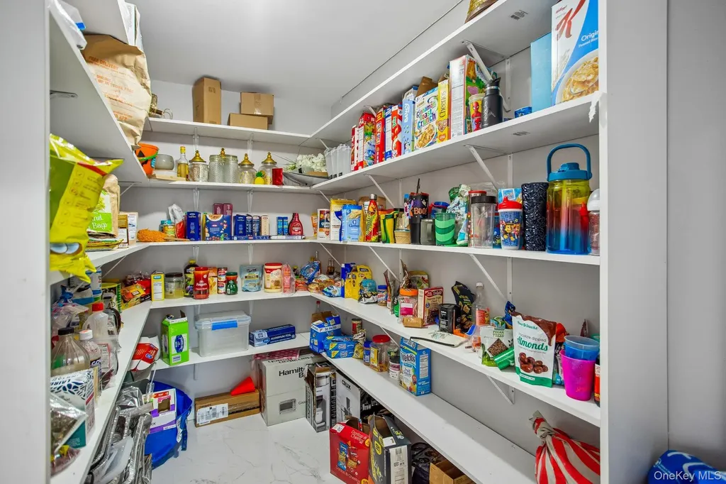296 Milburn Avenue Baldwin Harbor NY 11510