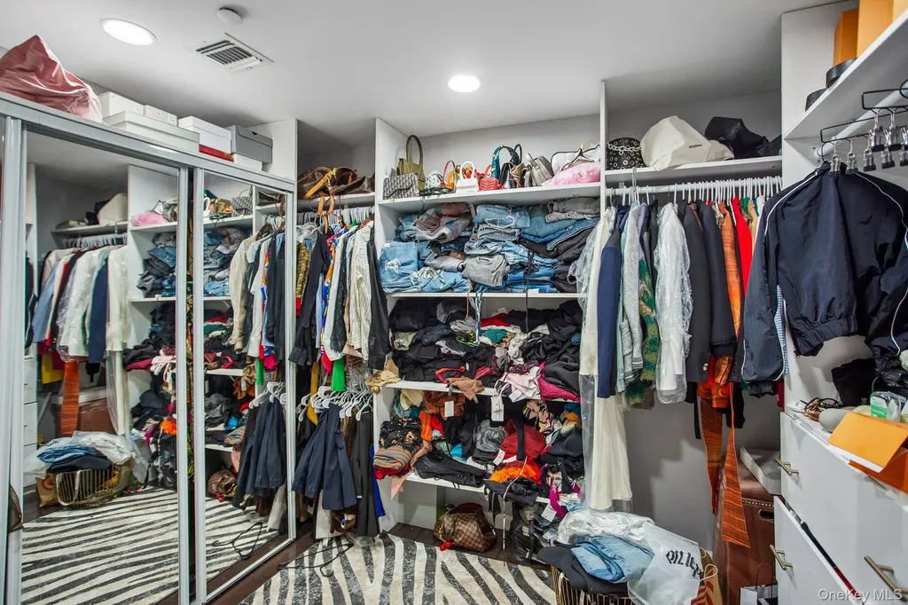 296 Milburn Avenue Baldwin Harbor NY 11510