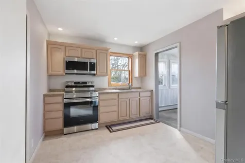 51 Johnson Street Lake Peekskill NY 10537