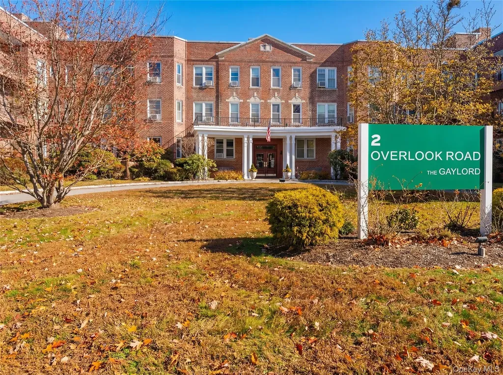 2 Overlook Road White Plains NY 10605