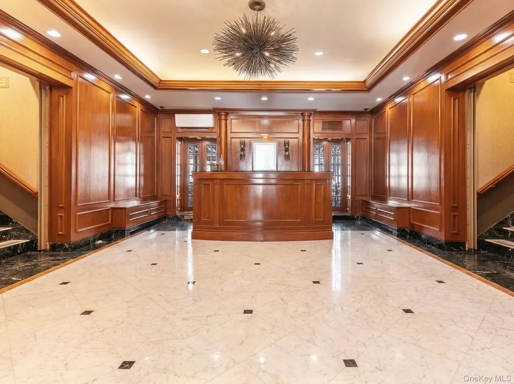 2 Overlook Road White Plains NY 10605