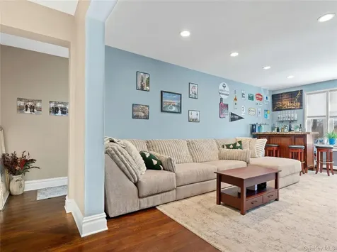 2 Overlook Road White Plains NY 10605