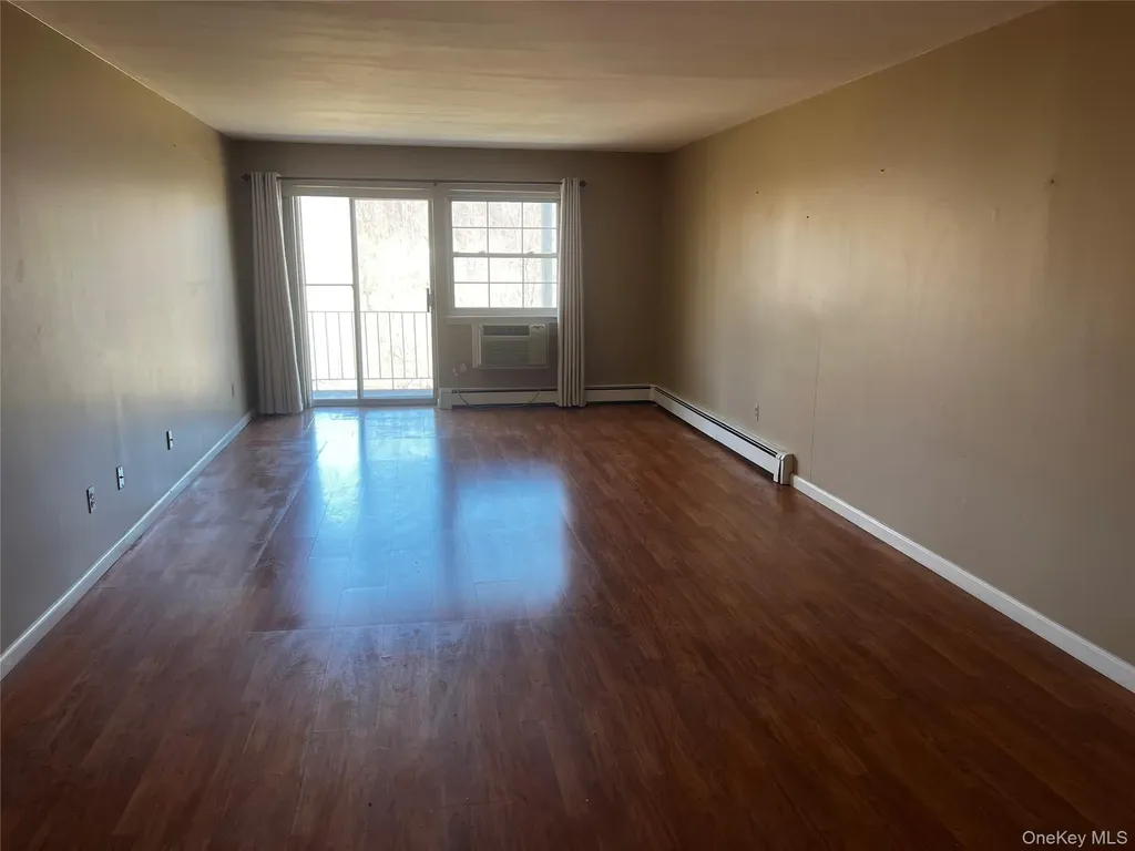 1840 Crompond Road Peekskill NY 10566