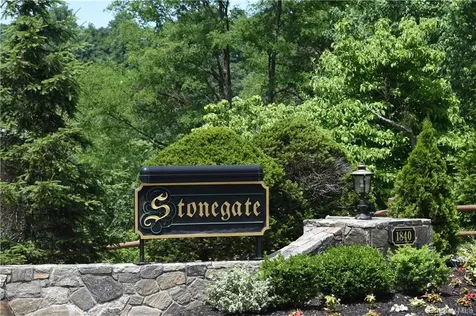 1840 Crompond Road Peekskill NY 10566
