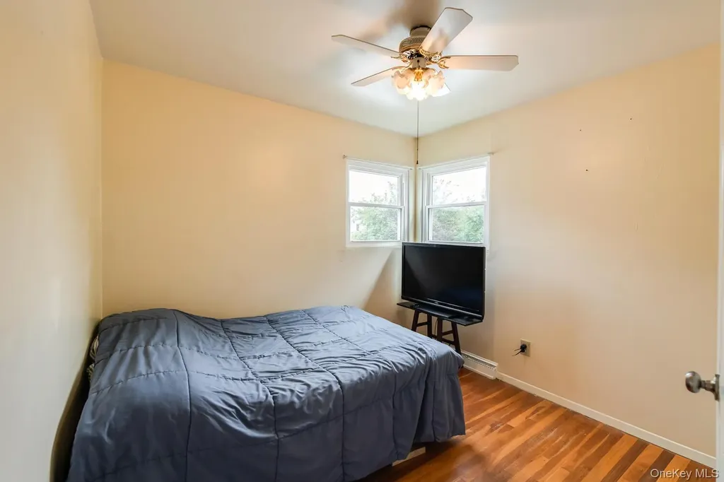 4 Edgewood Drive Saugerties NY 12477