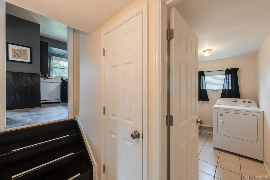 4 Edgewood Drive Saugerties NY 12477