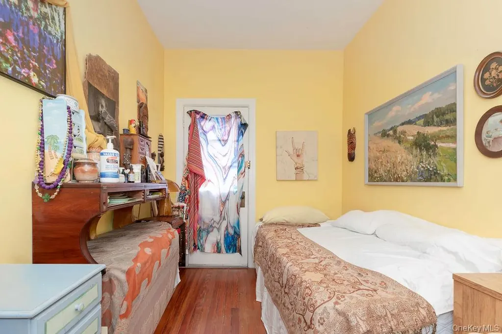 155 Hawkins Street Bronx NY 10464