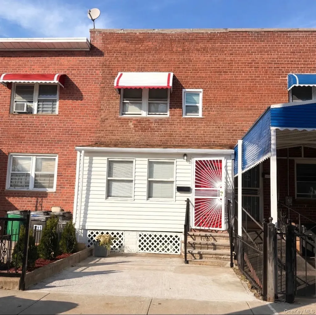 1249 E 223rd Street Bronx NY 10466