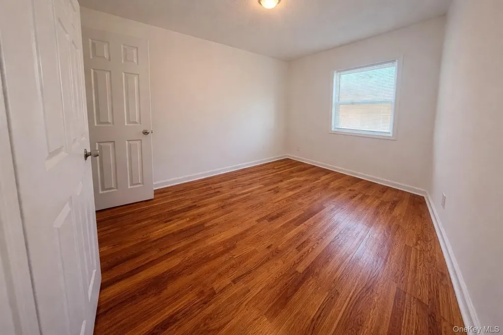 1249 E 223rd Street Bronx NY 10466