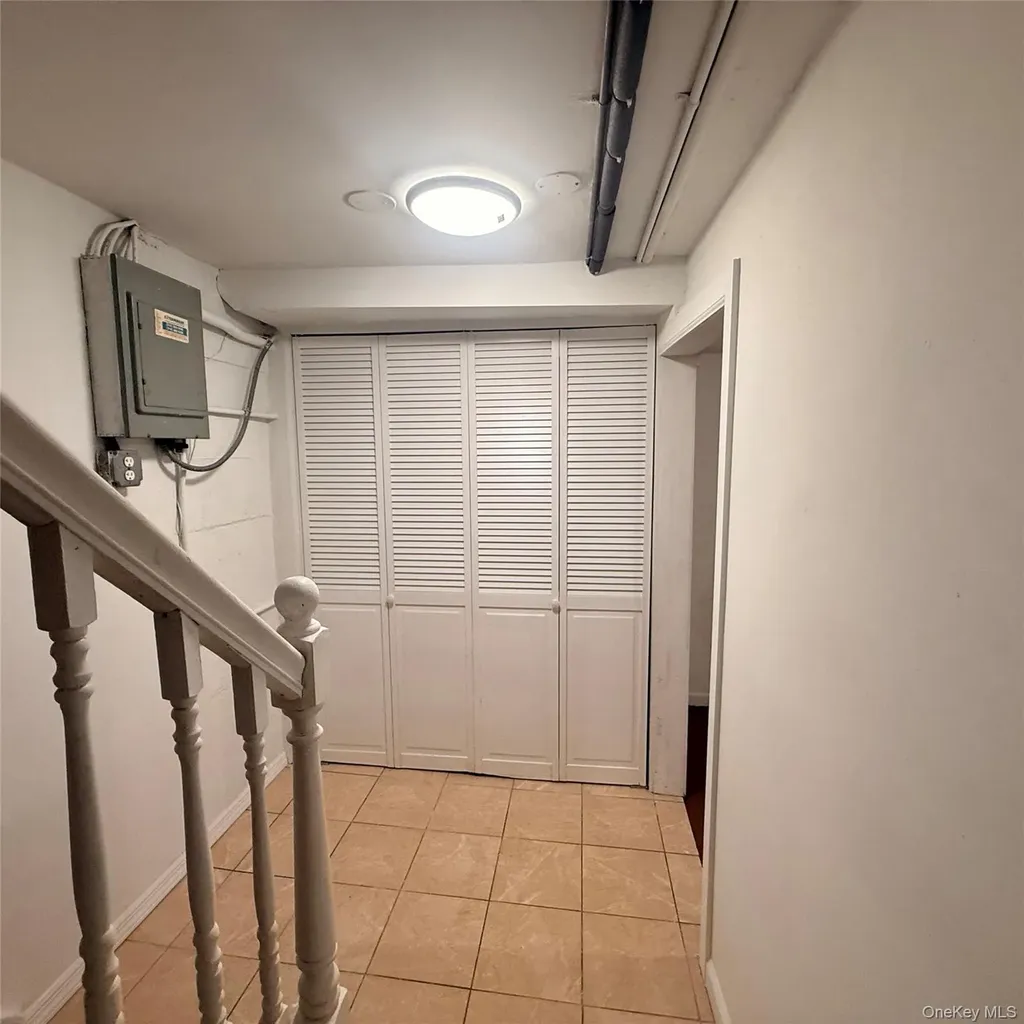 1249 E 223rd Street Bronx NY 10466