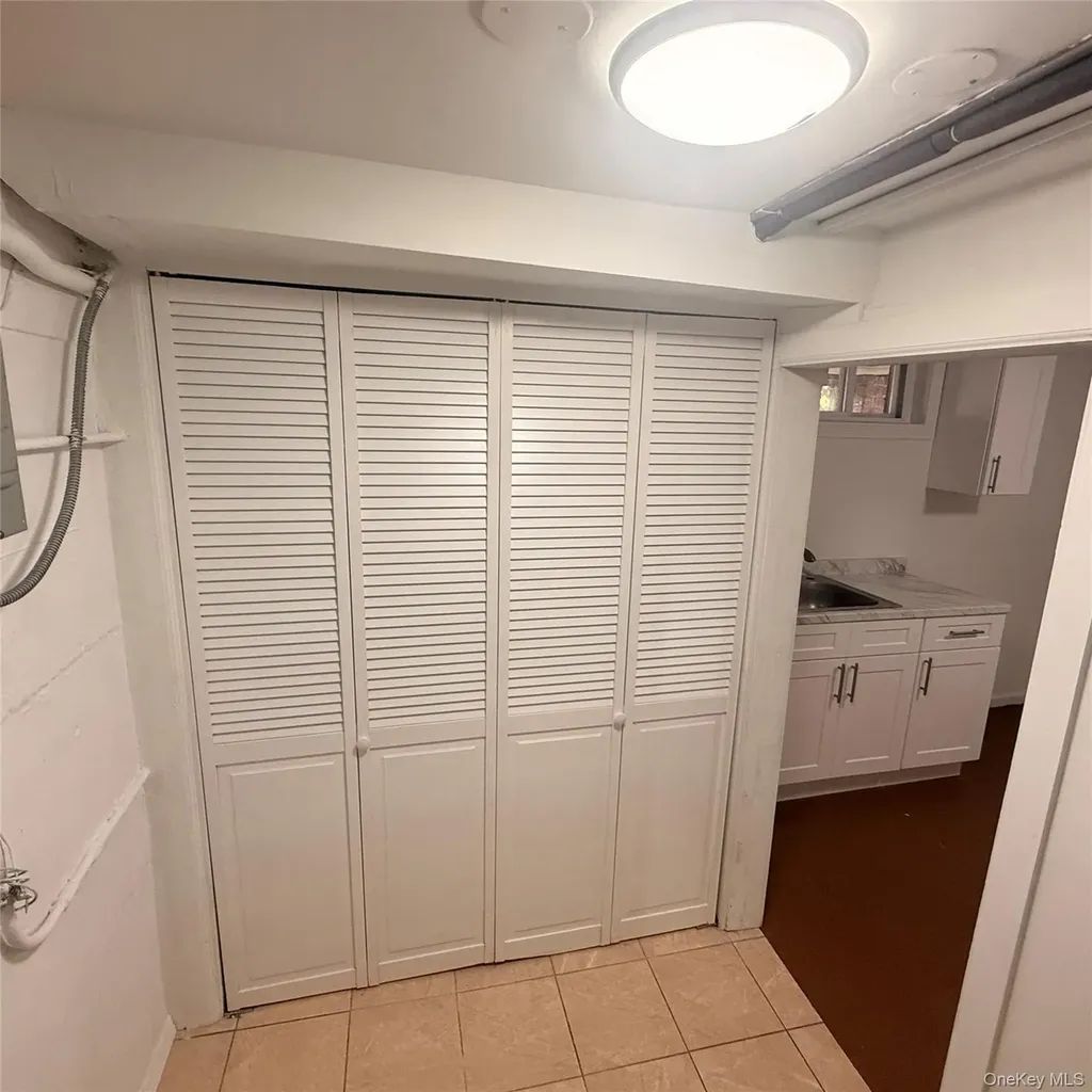 1249 E 223rd Street Bronx NY 10466