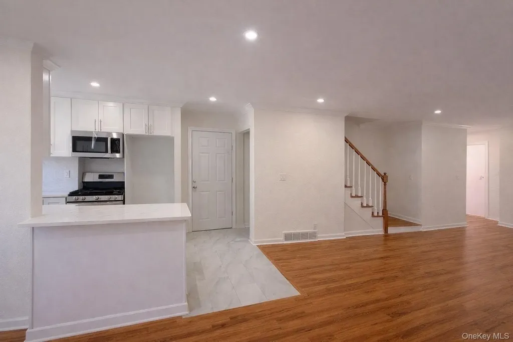 1249 E 223rd Street Bronx NY 10466