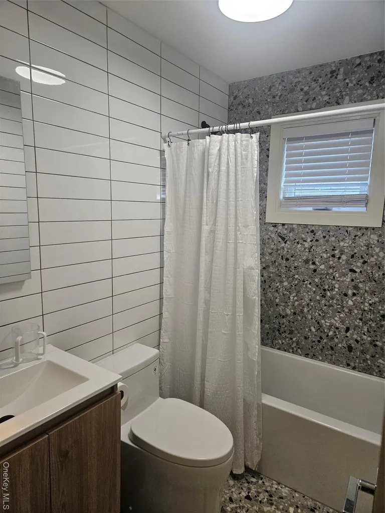 344 Bayview Inwood NY 11096