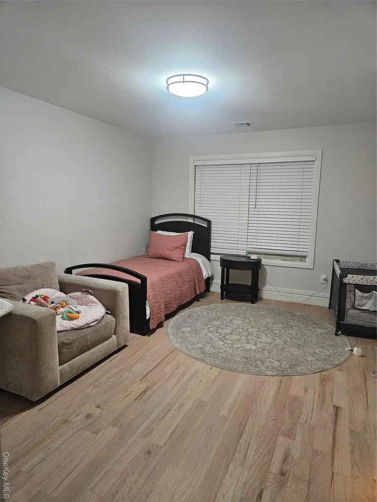 344 Bayview Inwood NY 11096