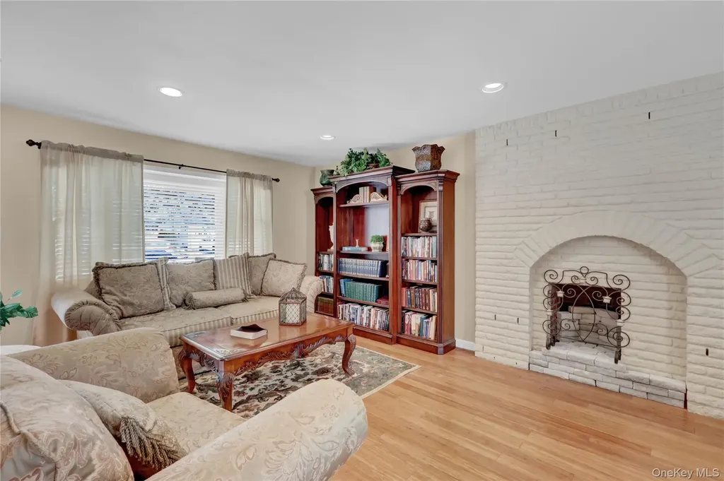 59 Lincoln Boulevard Bethpage NY 11714
