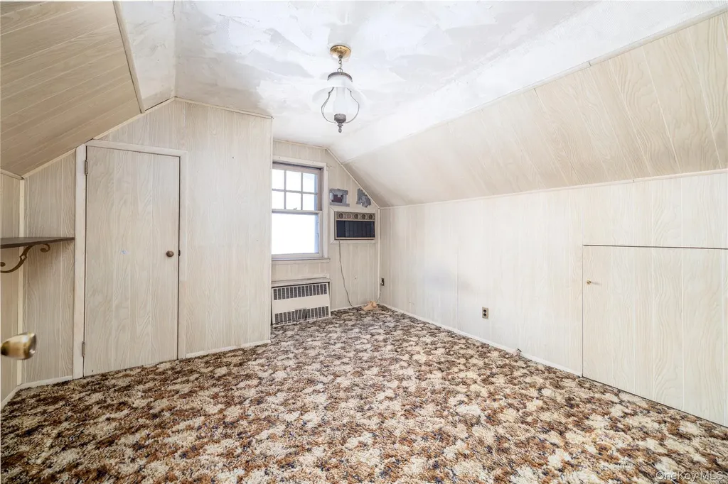 54 Hollywood Avenue Lynbrook NY 11563