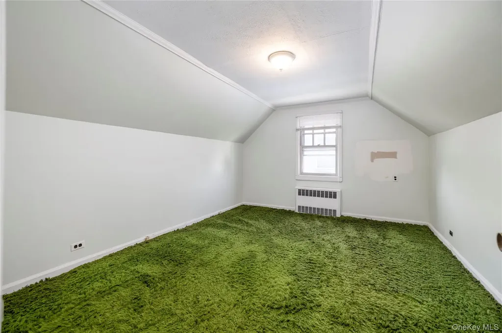 54 Hollywood Avenue Lynbrook NY 11563