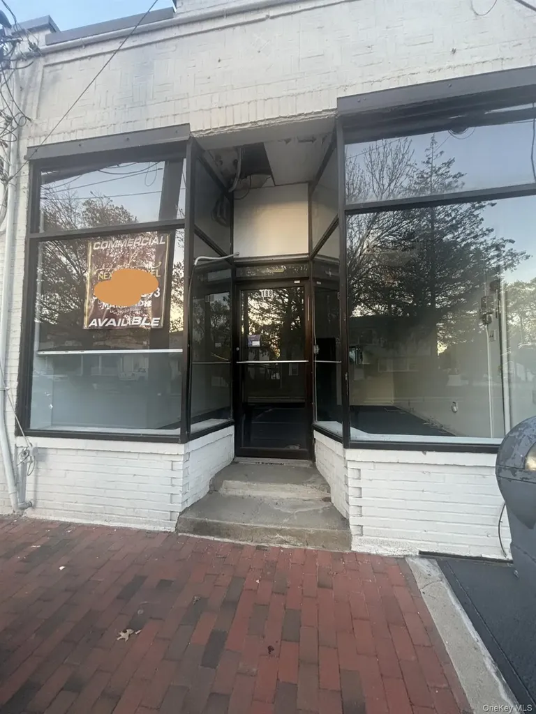 188 Hempstead Avenue Lynbrook NY 11563