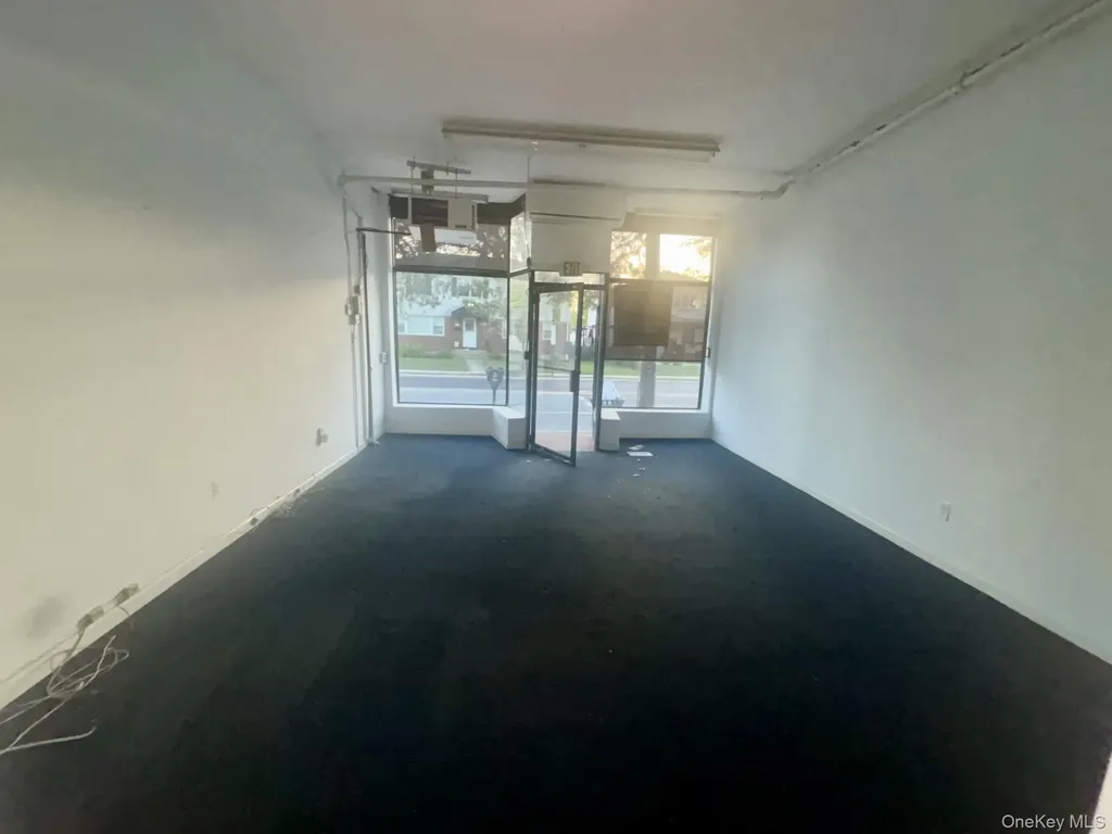 188 Hempstead Avenue Lynbrook NY 11563
